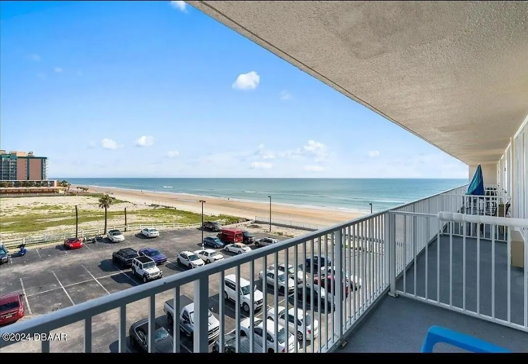 Oceanview Studio Condo W Balcony - Castaways Beach Resort Daytona Beach